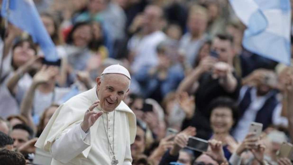 El Papa Francisco ha pedido a China que respete a los católicos