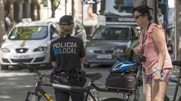 Muere en Mallorca el niño británico que se cayó desde la terraza del hotel en el que se alojaba