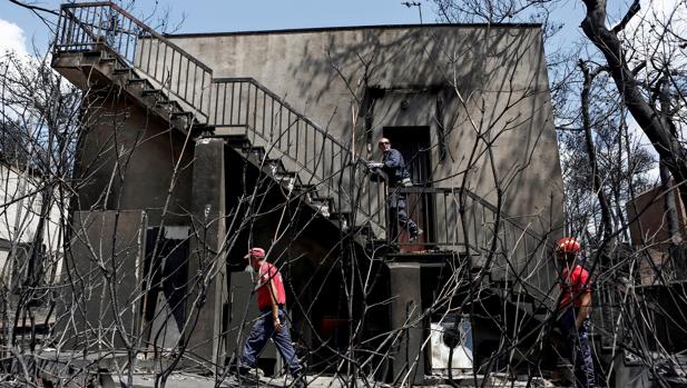 El Gobierno griego anuncia un conjunto de medidas para aliviar a las victimas de los incendios