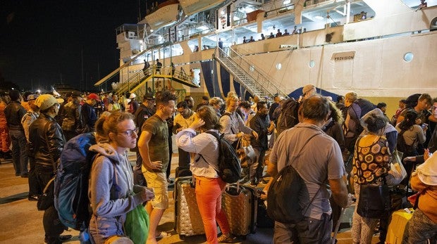 El Gobierno cifra en 300 los españoles afectados por el terremoto de Lombok