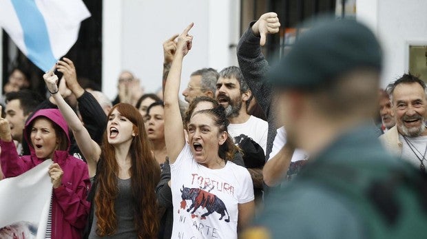 Amenazas de carniceros, cazadores y ganaderos obligan a cancelar un festival vegano en Calais