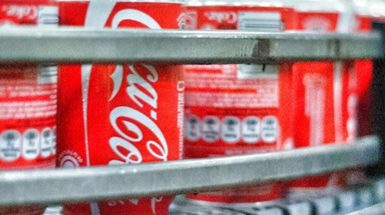 Coca-Cola baraja crear bebidas con ingredientes presentes en el cannabis