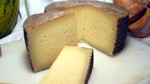 Científicos del CSIC logran reducir un 97% el colesterol del queso de oveja