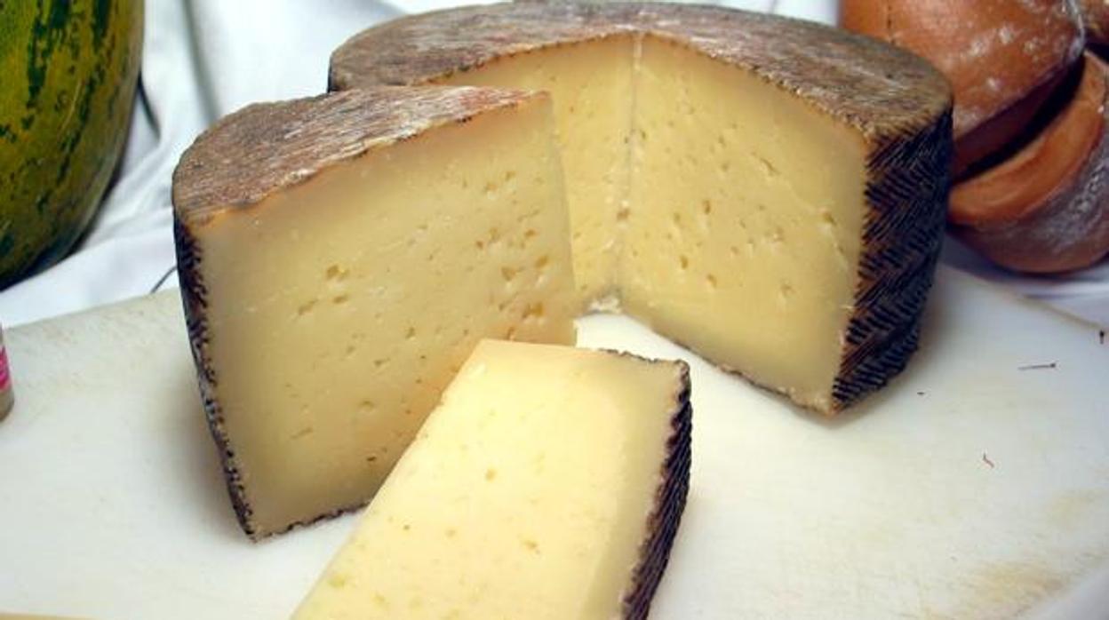 Científicos del CSIC logran reducir un 97% el colesterol del queso de oveja