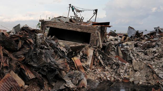 Casas afectadas por el terremoto en el barrio de Balaroa, Palu