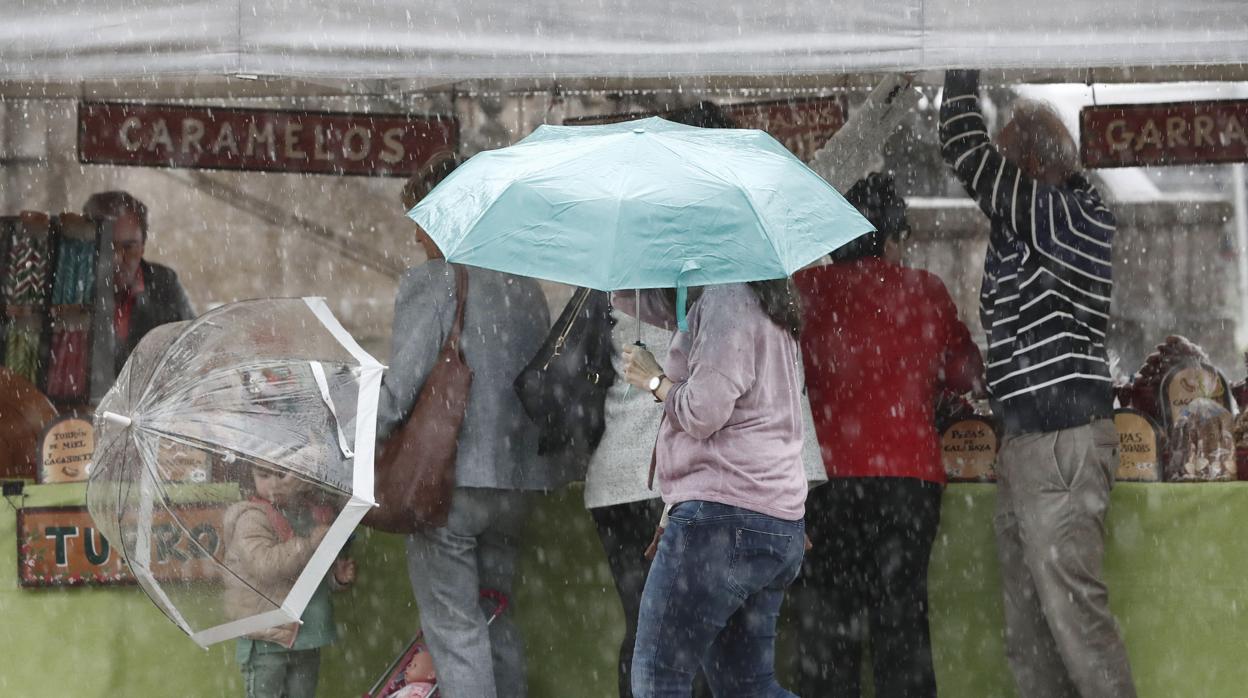 Pamplona sufre los efectos del huracán Leslie