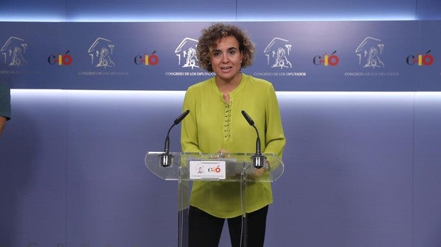 La acusación de Dolors Montserrat al Gobierno de Sánchez: «Tienen a las prostitutas desconcertadas»