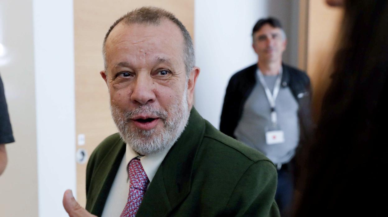 El defensor del pueblo, Francisco Fernández Marugán, durante su comparecencia en el Congreso