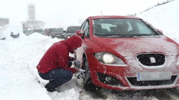 Lunes con nieve en el norte y lluvia persistente en Baleares