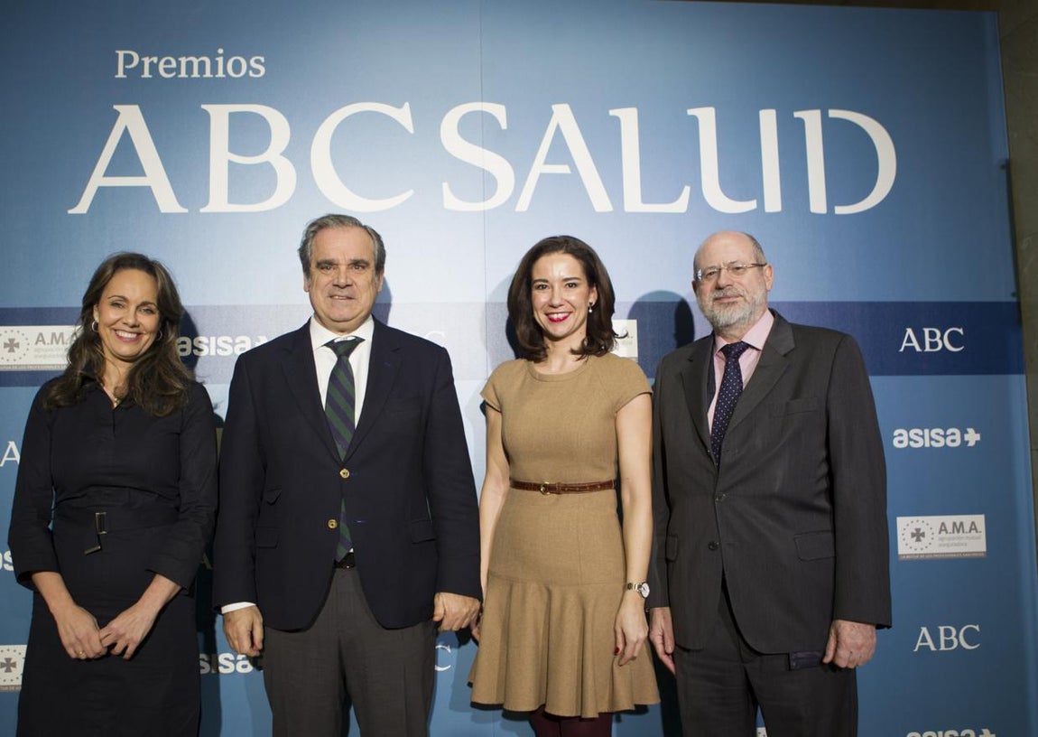Ana López Casero (fundación Luzón) con Jesús Aguilar (Consejo Gral. de Farmacéuticos). 