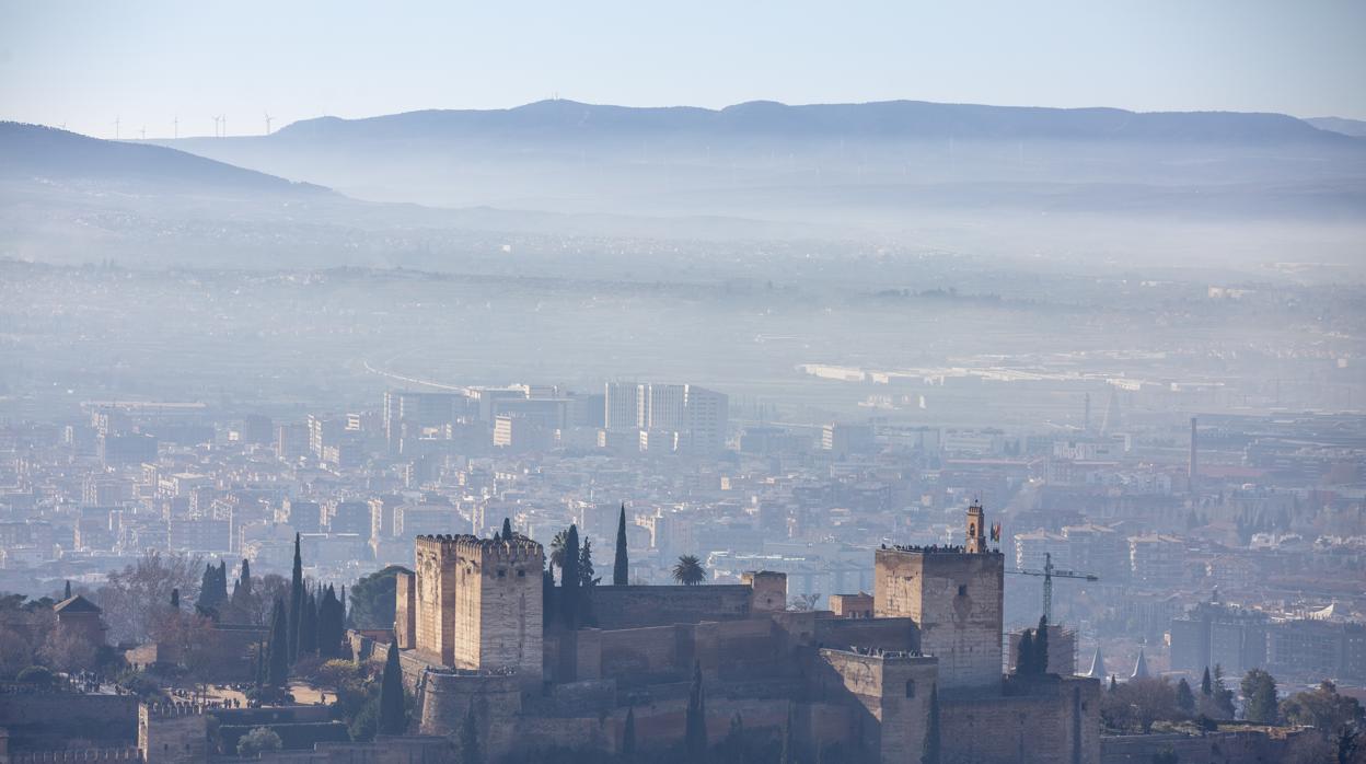 La agresión tuvo lugar en el Camino de Ronda de Granada capital