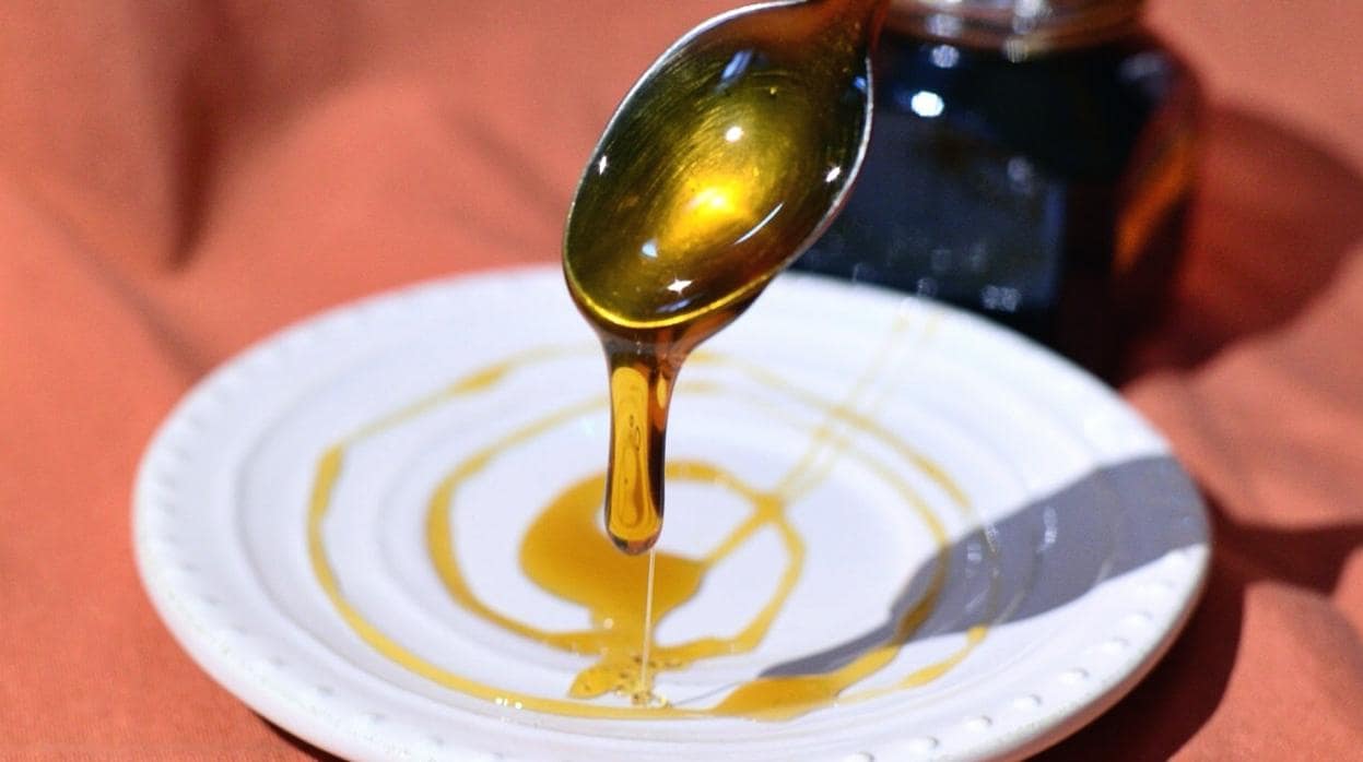 Nueva Zelanda investiga a una empresa por usar químicos de crema bronceadora en su miel