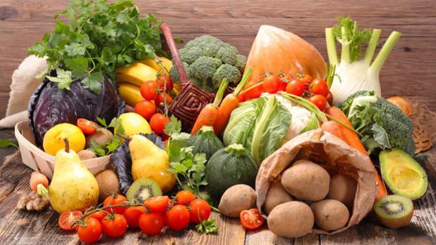 Los tomates, culpables de los contaminantes y no el agua con el que se los riega