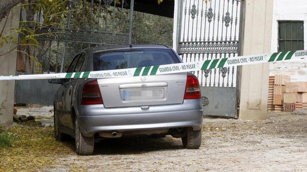 Roban un coche en Albacete con una menor dentro, recuperada poco después en buen estado