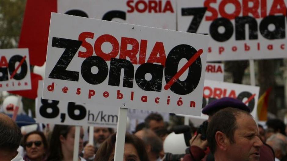 La gente del medio rural se manifiesta en Madrid para luchar contra la despoblación