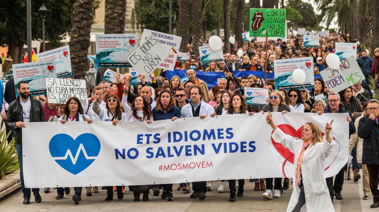 Manifestación celebrada en febrero del pasado año en Palma contra la exigencia del catalán en la sanidad