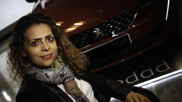 «No nos llegan currículums de mujeres para vender coches»