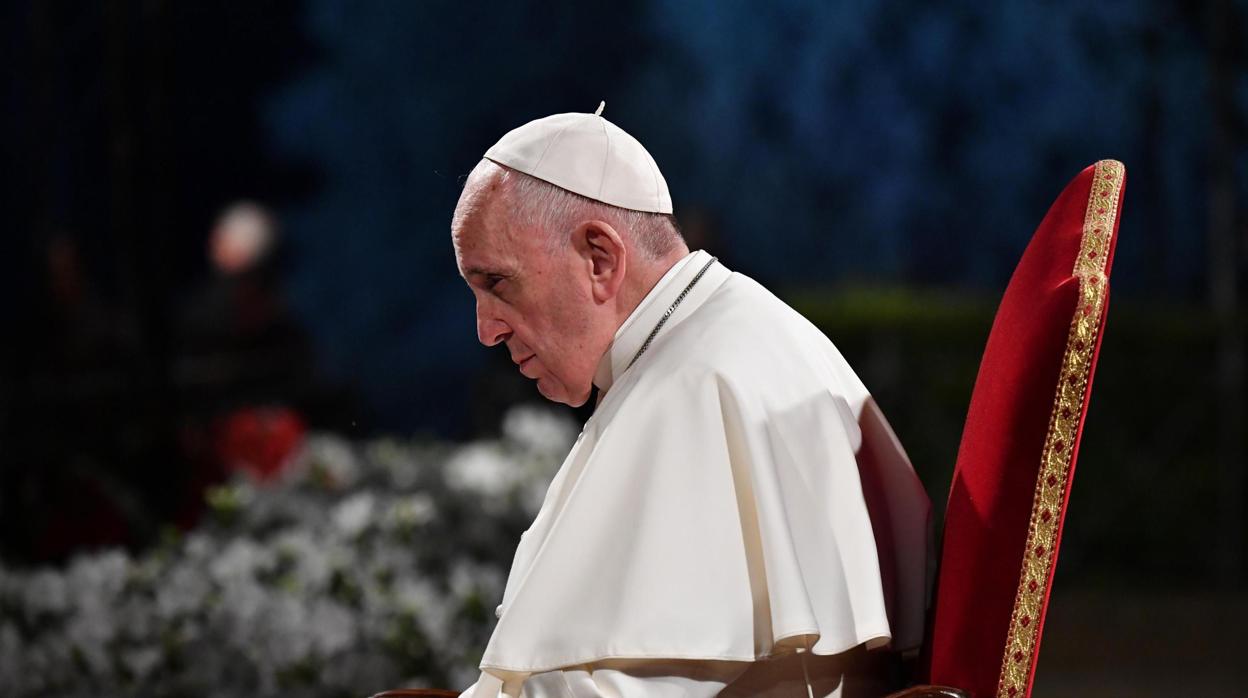 El Papa Francisco, en el Coliseo de Roma