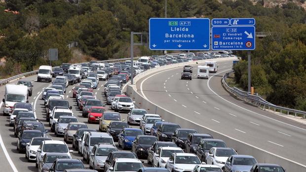 La Semana Santa finaliza con 27 víctimas mortales por accidentes en las carreteras: ninguna de madrugada