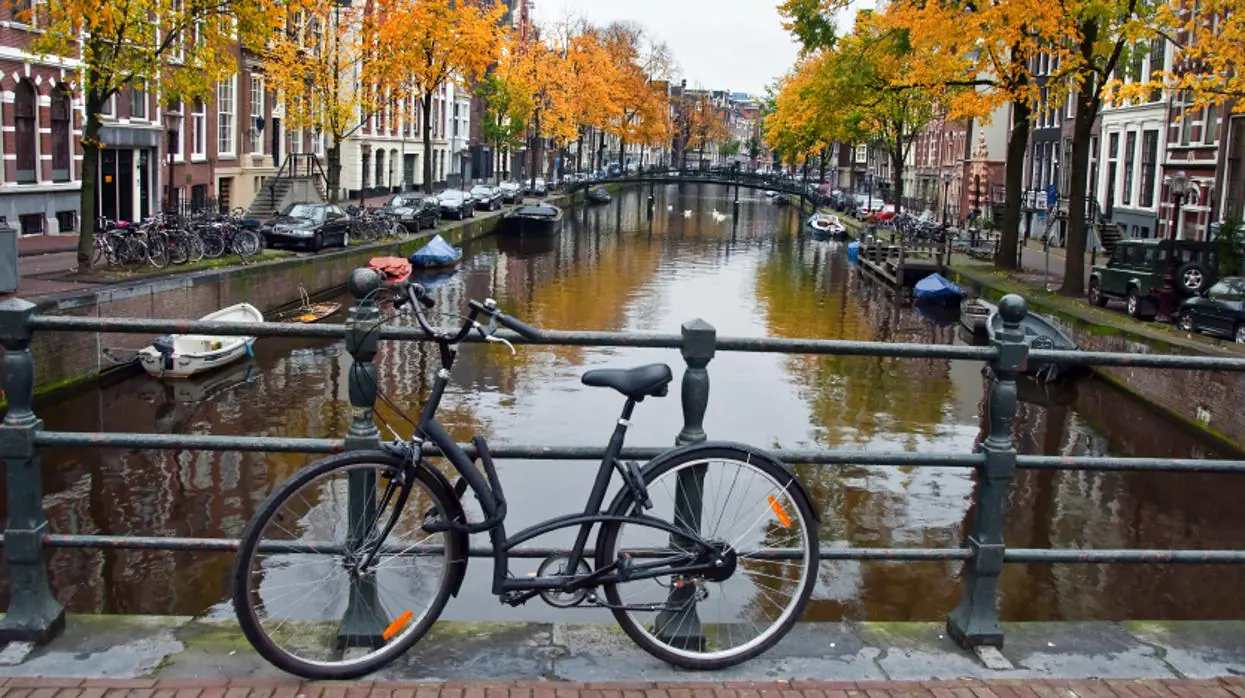 Ámsterdam prohíbe todos los vehículos de combustión a partir de 2030