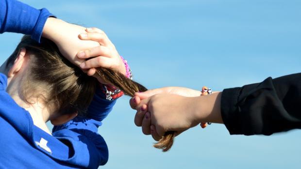 Una niña de once años víctima de bullying se suicida en Francia