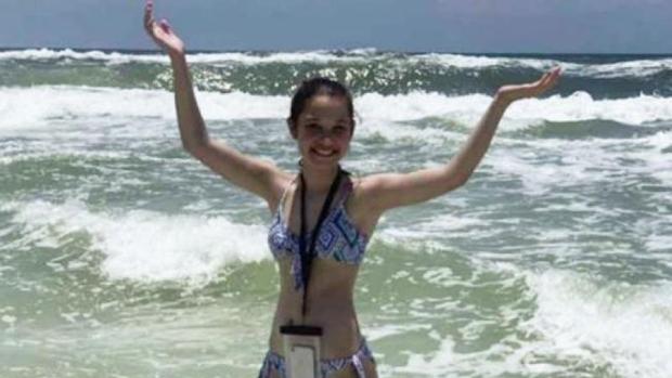 Una niña de 12 años contrae una bacteria necrosante en una playa de Florida