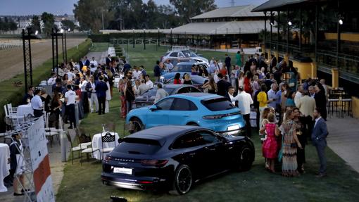 Vista general de la fiesta «Cars, Magic &amp; Music» de ABC de Sevilla