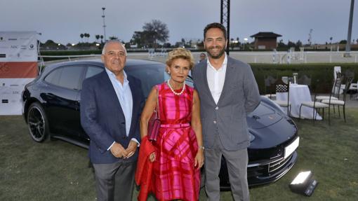 Javier Cañaveral, Fernanda Sainz de la Maza y Miguel Ángel Sánchez