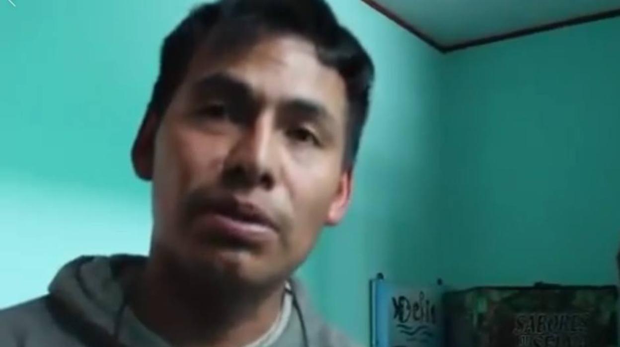 Captura de uno de los vídeos en los que Tovar pedía dinero para el tratamiento de su mujer