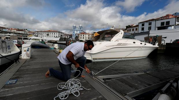 Portugal blinda las Azores ante la llegada del huracán Lorenzo