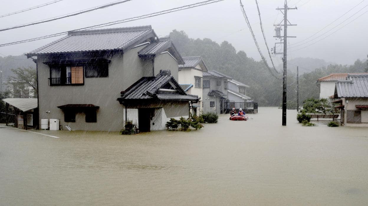 Inundaciones causadas por las lluvias en un área residencial de Ise, en la zona centro de Japón