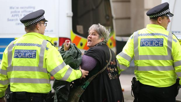 La Policía británica ordena el cese de las protestas de Extinction Rebellion