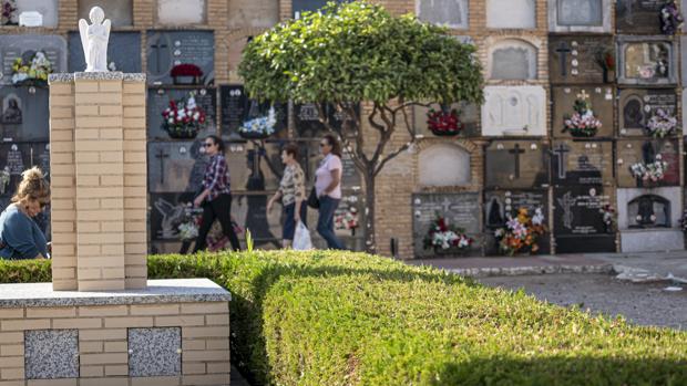 Torrent, el cementerio que instala el primer panteón en España para niños no nacidos