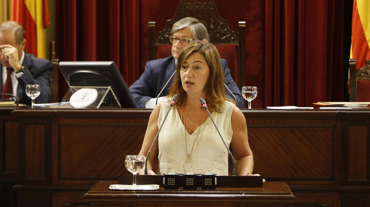 Francina Armengol, durante una intervención el pasado septiembre en el Parlament de Baleares