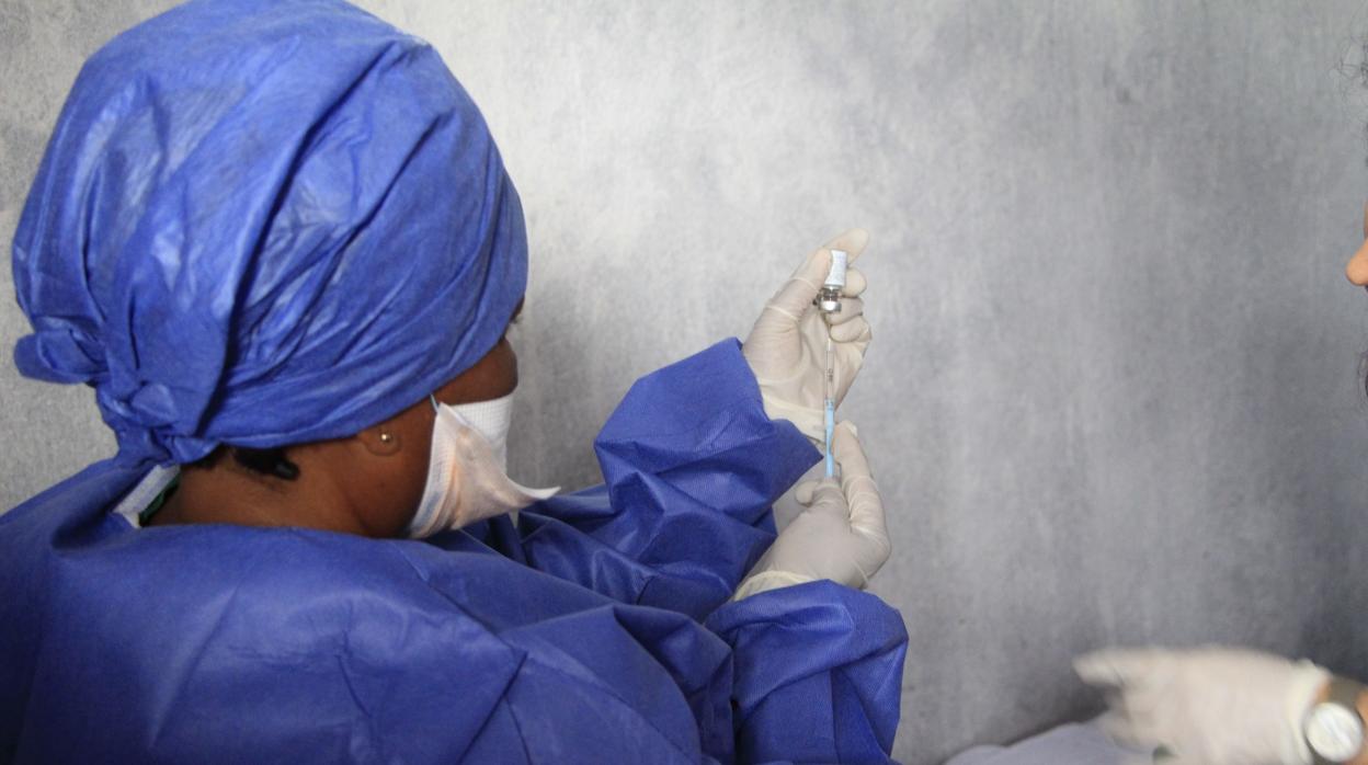 Ébola, simulacro en Lesoto y nueva vacuna