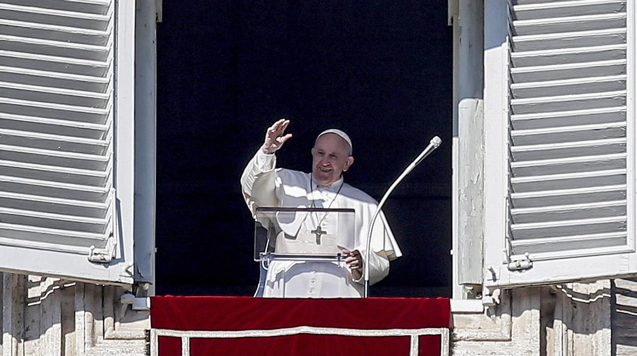 El Papa Francisco ha apelado a la serenidad, al diálogo y al autocontrol