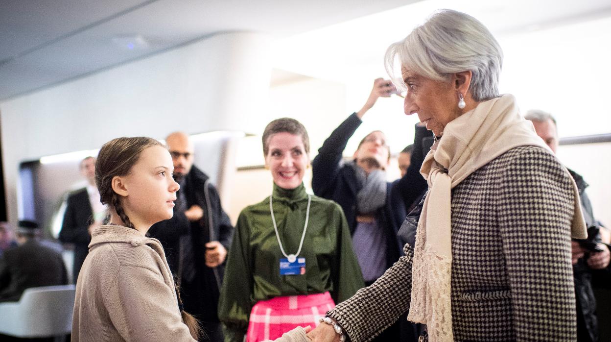 Greta Thunberg junto a Christine Lagarde, el año pasado en Davos