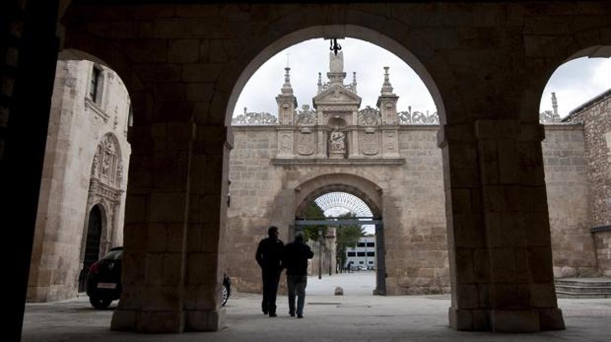 La concertada se siente «discriminada» por la reunión de Ferraz con sindicatos y asociaciones de la escuela pública