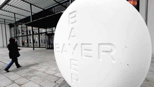 Condenan a Bayer y BASF a pagar 265 millones de dólares a un agricultor por daños en sus cultivos