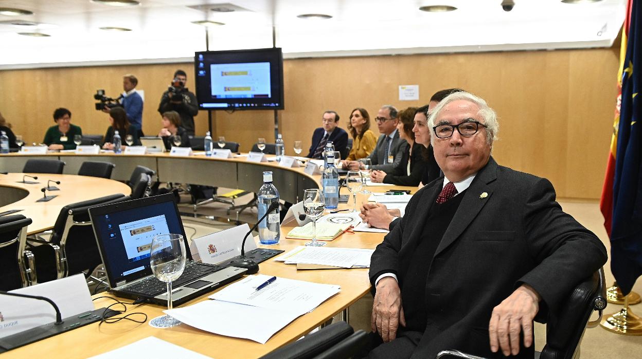 El ministro de Universidades, Manuel Castells