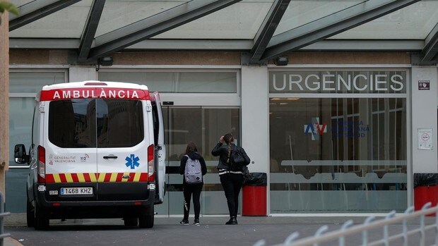 Valencia y Andalucía se convierten en los focos del coronavirus en España
