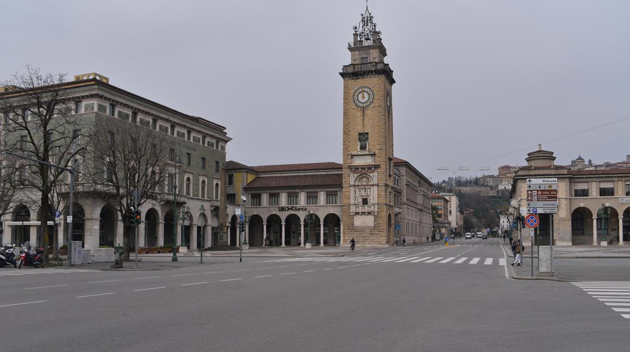 Imagen reciente de la ciudad de Bérgamo, sin gente por las calles