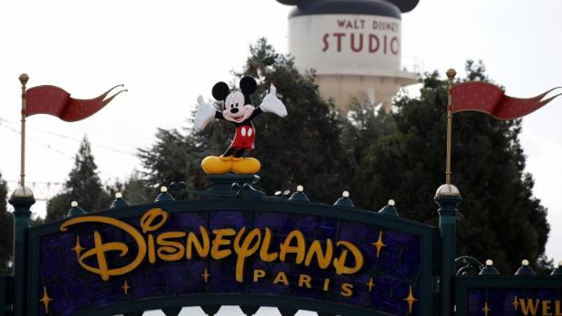 Disney cierra sus parques en París, California y Florida por el coronavirus