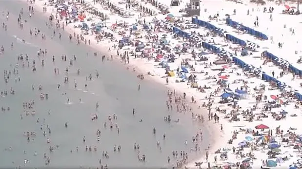 Las playas de Florida, a rebosar pese al estado de emergencia nacional decretado por Donald Trump
