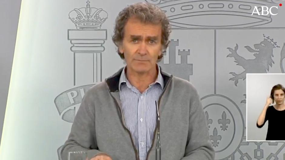 Sanidad advierte de que hay varias comunidades al límite de su capacidad en las UCI