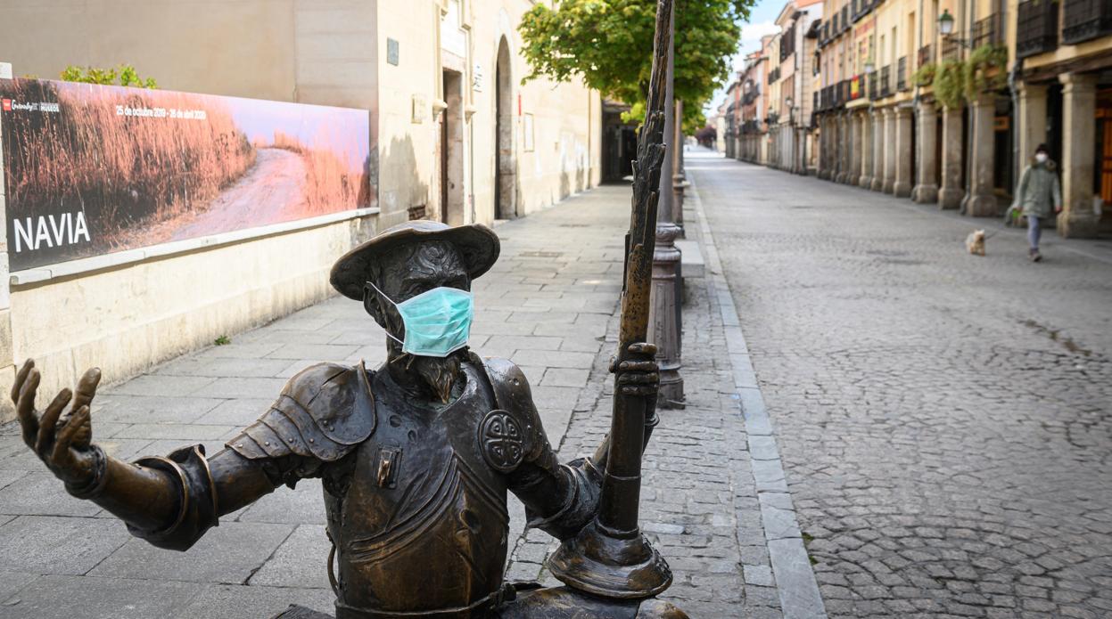 El Quijote de Alcalá de Henares, con mascarilla