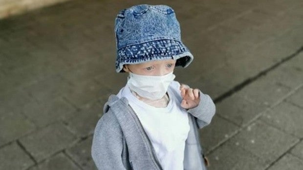 Archie Wilks, el niño de cuatro años que ha vencido al coronavirus mientras lucha contra un cáncer raro