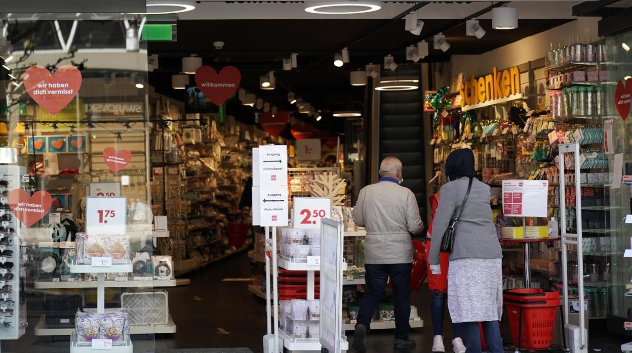 Una tienda en su primer día de apertura en Alemania