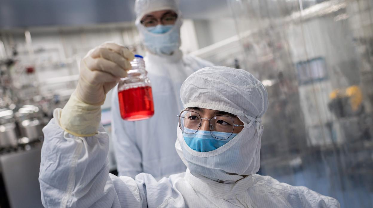 China informa de que tiene tres vacunas en la fase 2 de ensayos clínicos