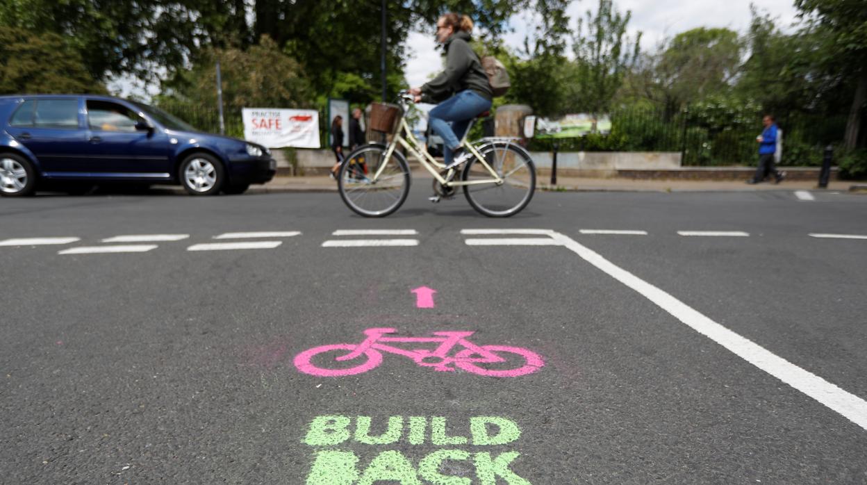 Nuevo carril de bicicleta creado en Londres por la pandemia